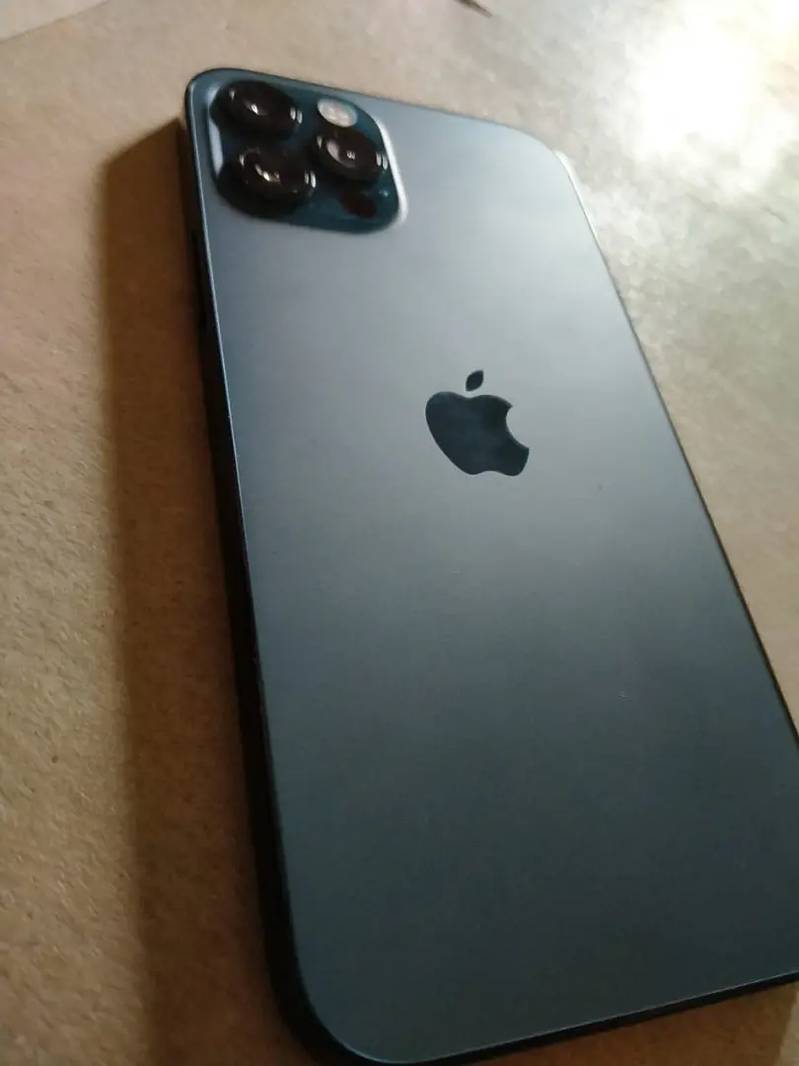 Apple iPhone 12 and 12 pro protectors avilable 6