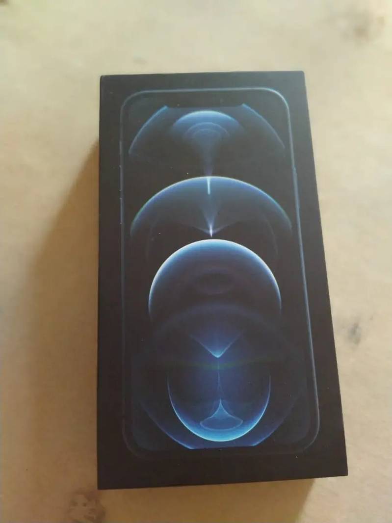 Apple iPhone 12 and 12 pro protectors avilable 7