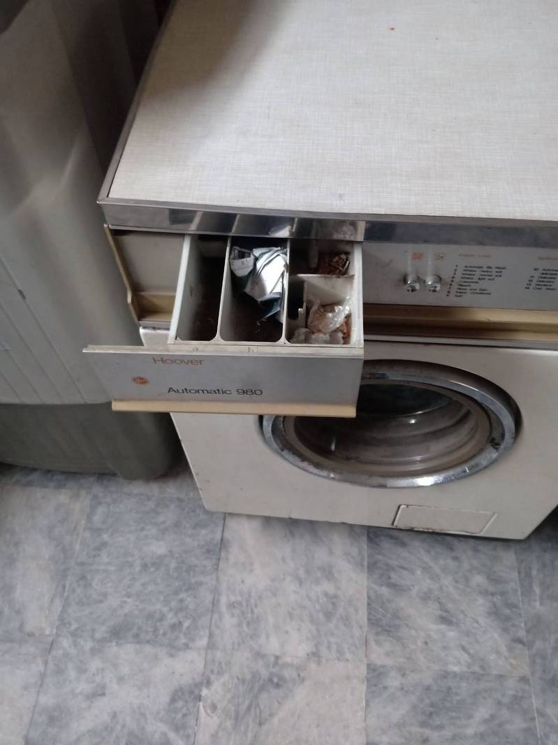 Front Load Washer (Hoover) 1