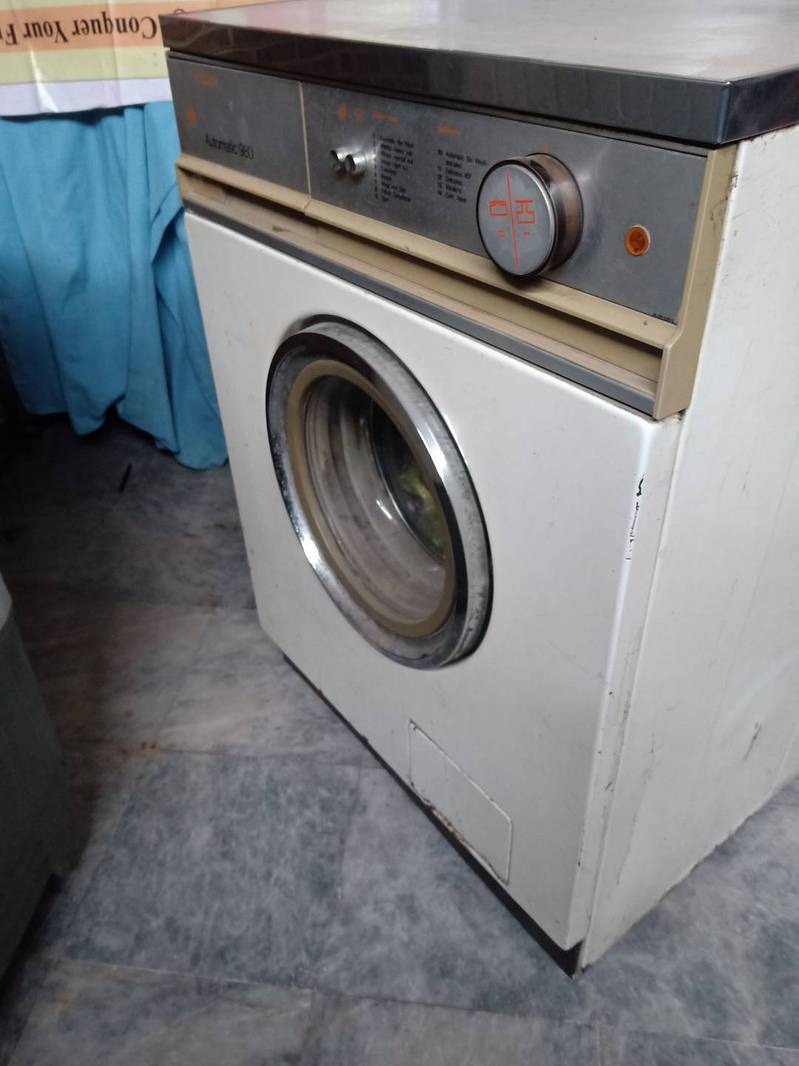 Front Load Washer (Hoover) 9
