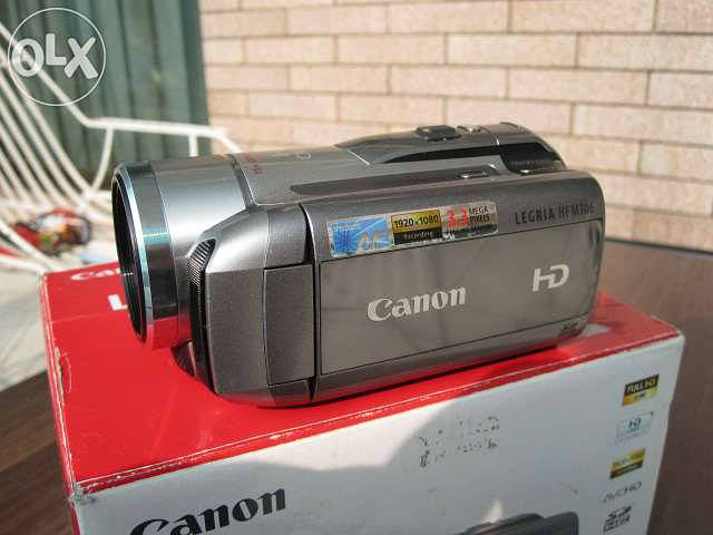 Canon LEGRIA HF M306 High Definition Digital Camcorder - Silver 0