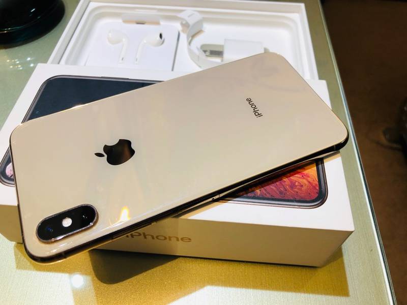 Iphone XS Max, 64 GB GOLD 0