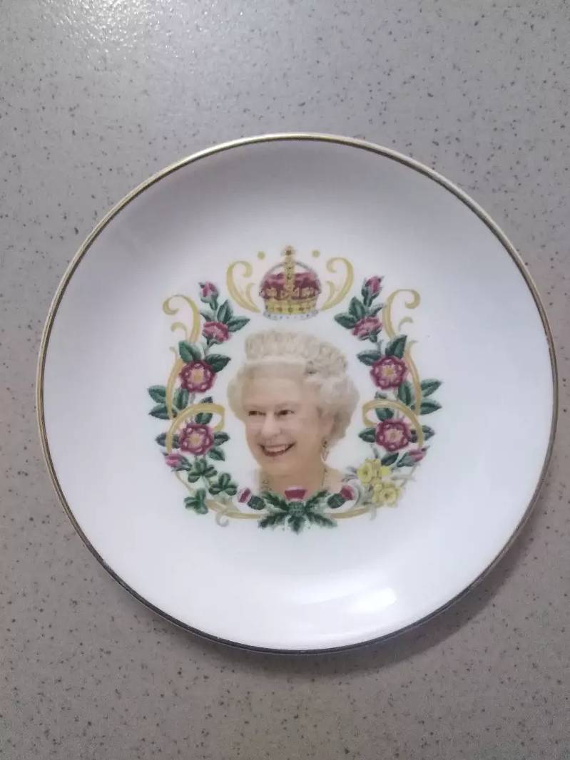 1952 to 2012 ANTiQUE Diamond jubilee her Majesty Queen Elizabeth 3