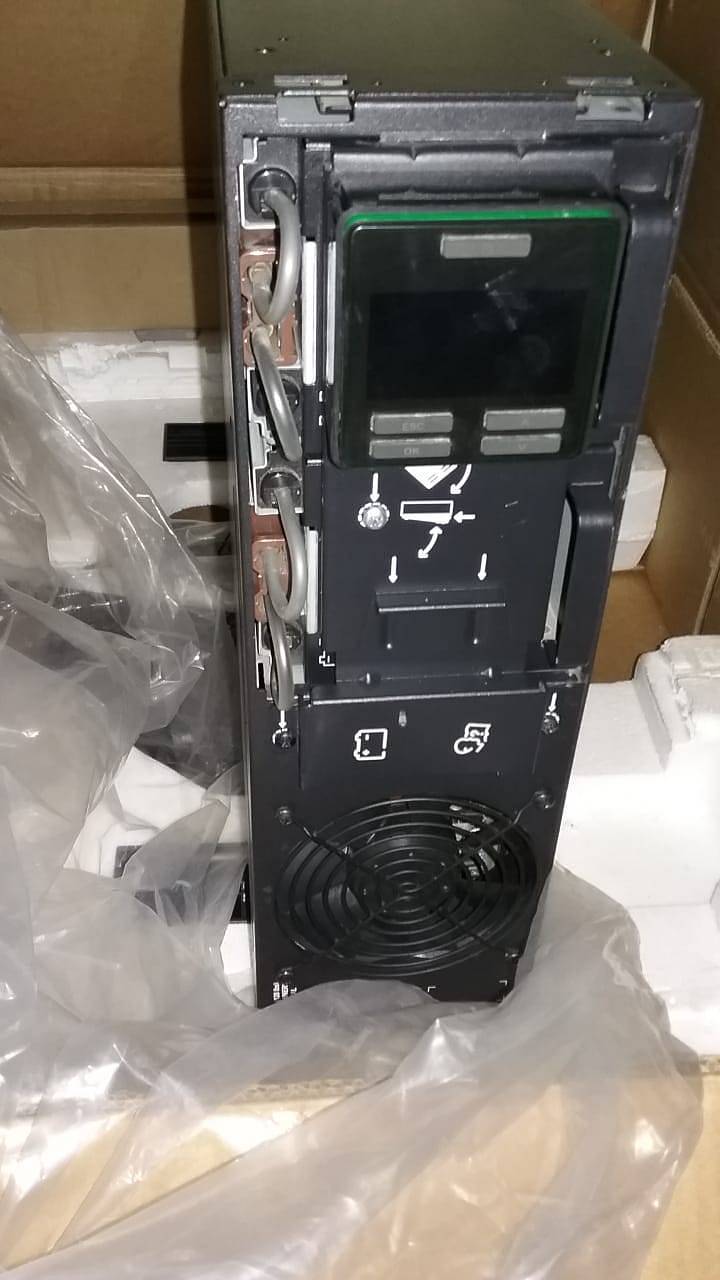 Box Pack Apc Ups SRT Series 5KV/6KV/10KV 1