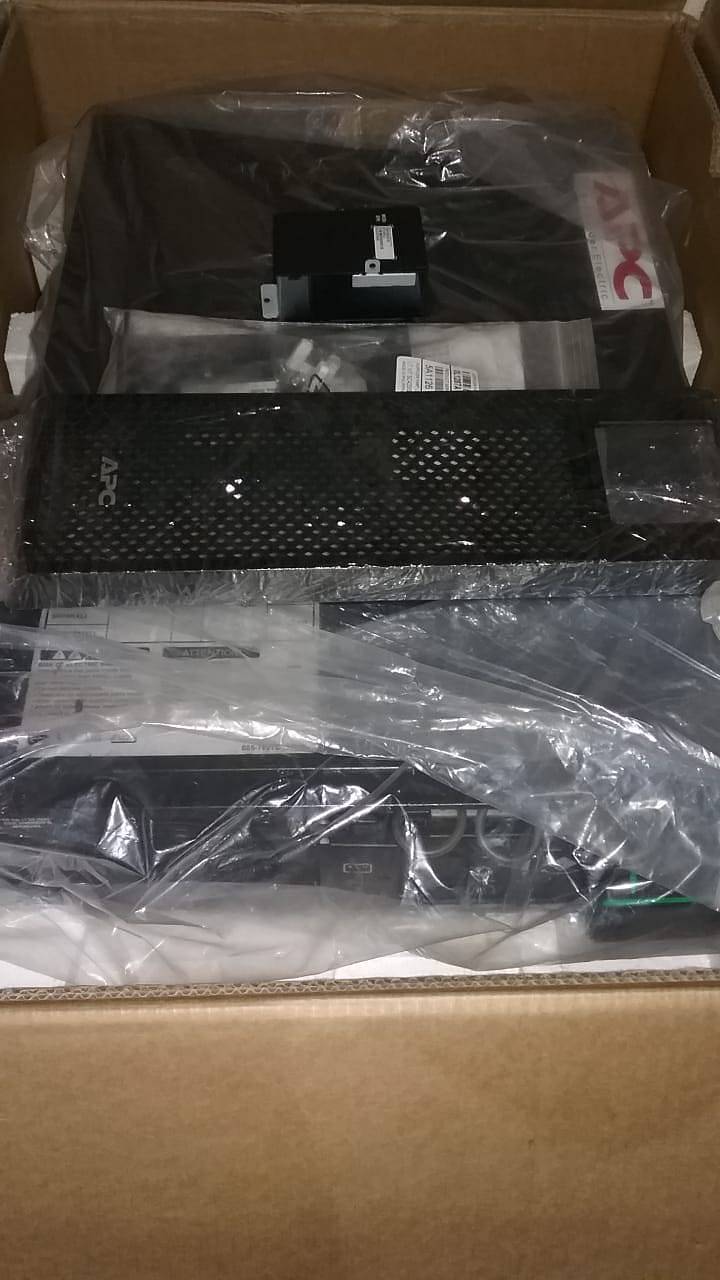 Box Pack Apc Ups SRT Series 5KV/6KV/10KV 4