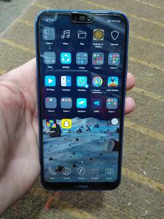 Huawei p20 lite 4/64Gb