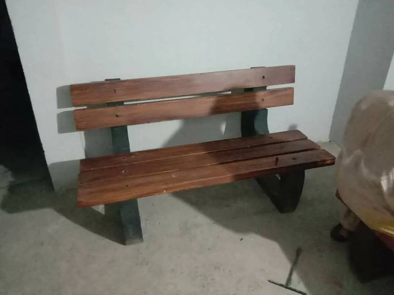 Garden Benches & Iron benches 5