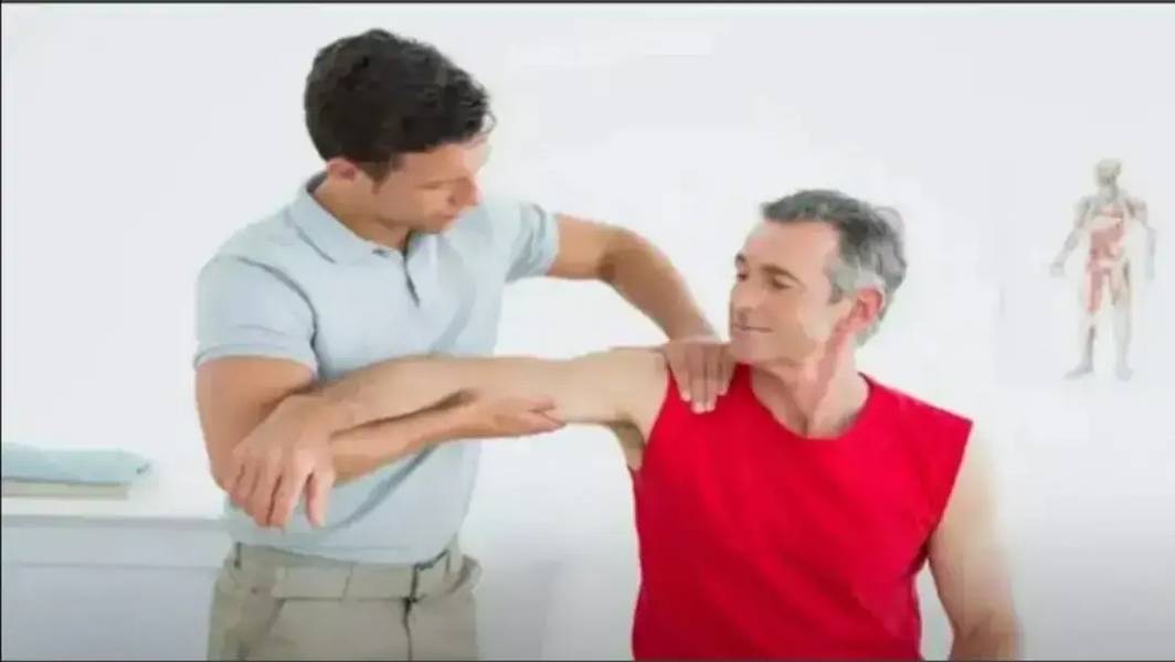 Qualified Physiotherapist available for home service 1