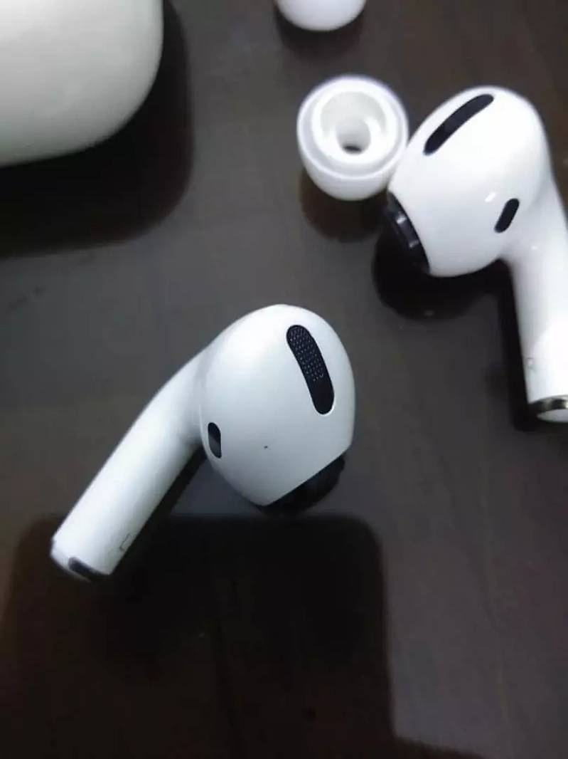 Airpods 6