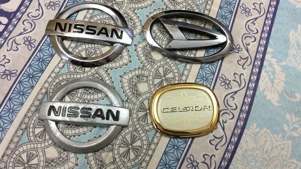 nissan geniune chrome coated monogram 0