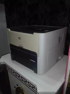 Hp LaserJet 1320 printer 0