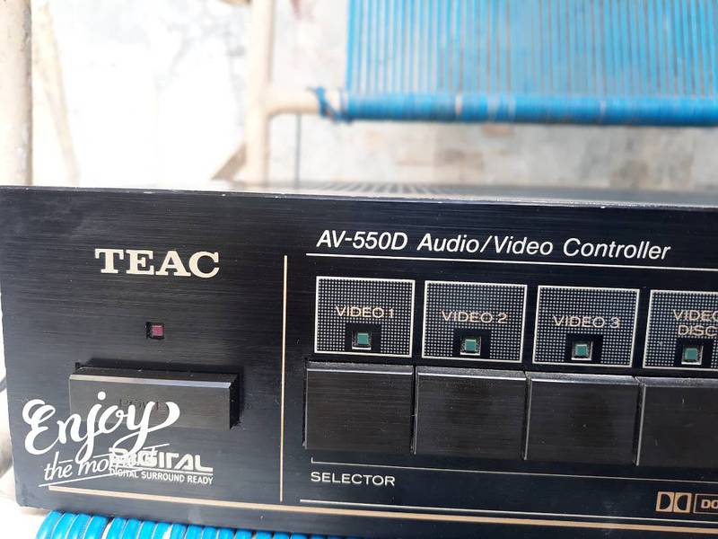 TEAC AMPLIFIER 1