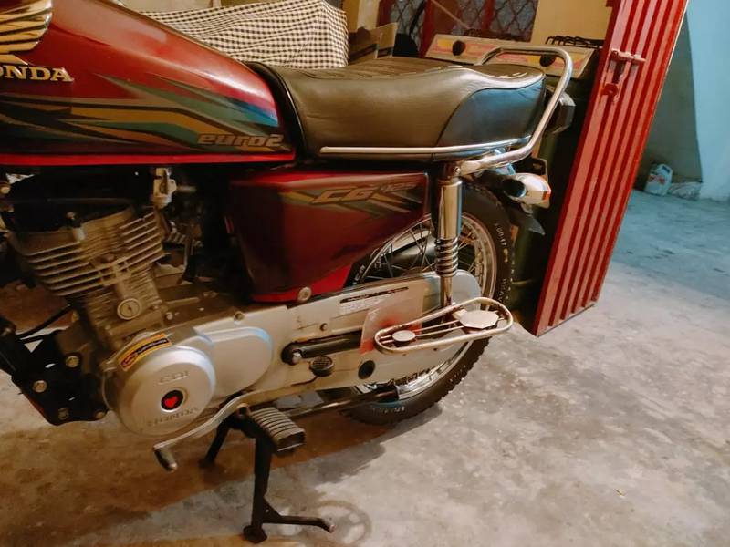 Honda 125 new bike just home use only one hand 2