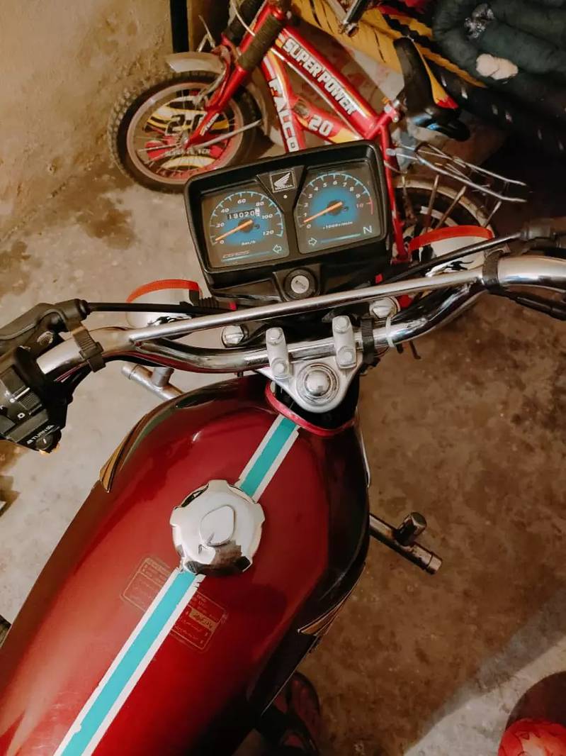 Honda 125 new bike just home use only one hand 4