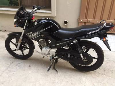 YBR black totally fit one hand use