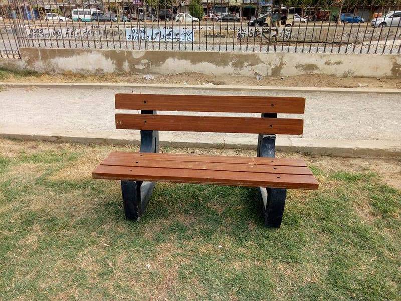 Park Benches and tables 1