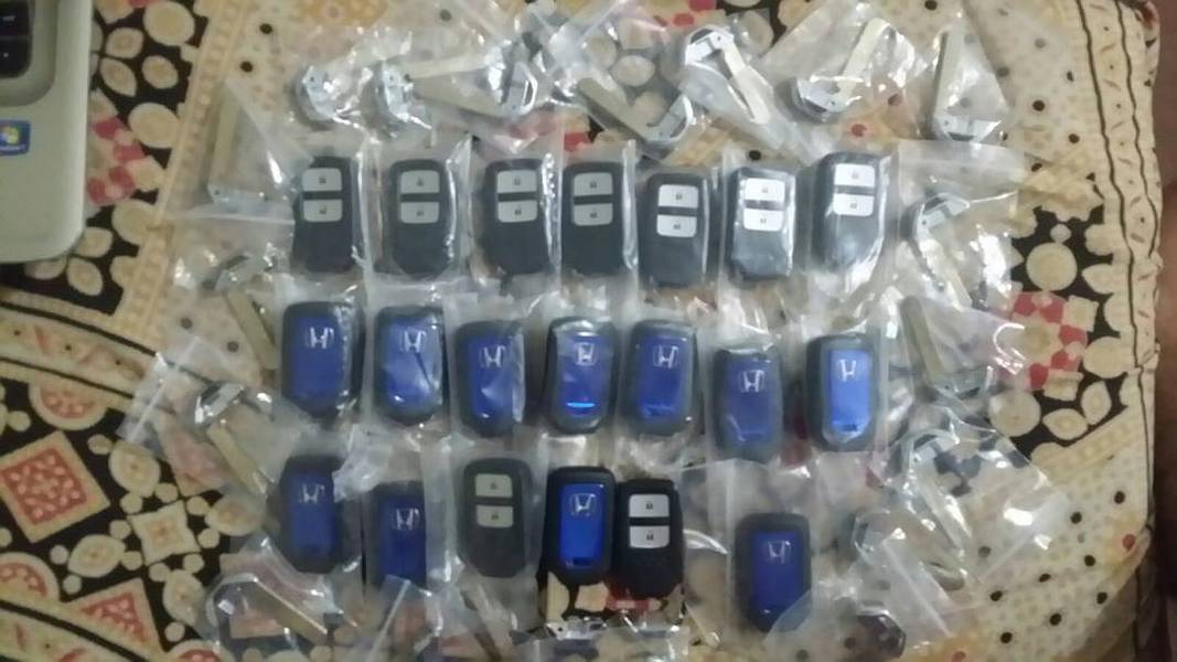 Toyota Prius,Aqua,Prado,Premio,Land Cruiser smart key/remote maker los 1