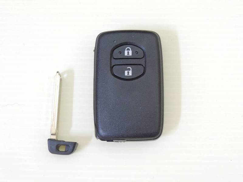 Toyota Prius,Aqua,Prado,Premio,Land Cruiser smart key/remote maker los 5