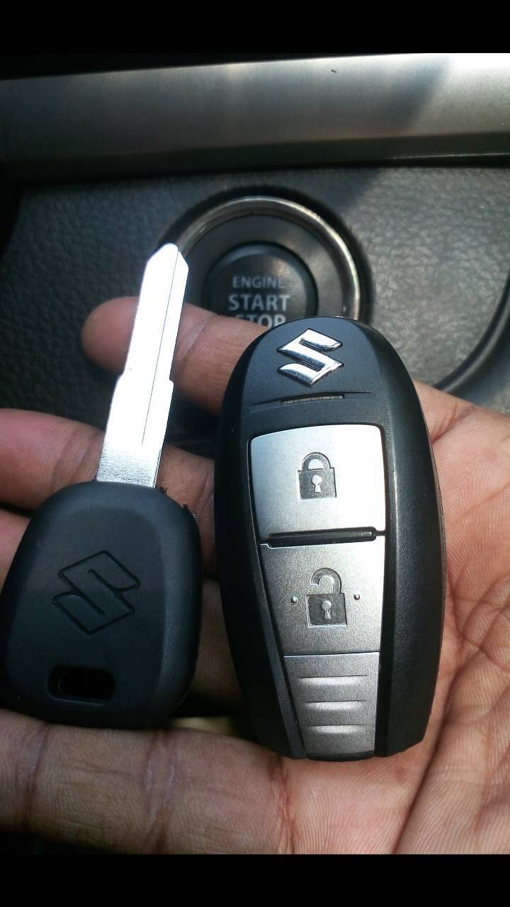 Toyota Prius,Aqua,Prado,Premio,Land Cruiser smart key/remote maker los 7