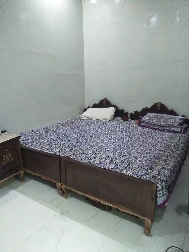 Bed Set Dressing Mirror Divider 1