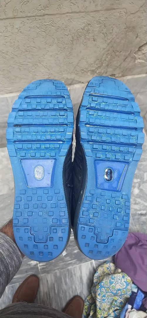 NDure jogger shoes 10/44 no. in excellent condition 1