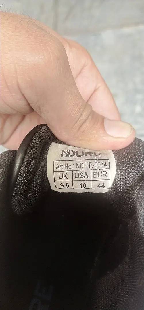 NDure jogger shoes 10/44 no. in excellent condition 10