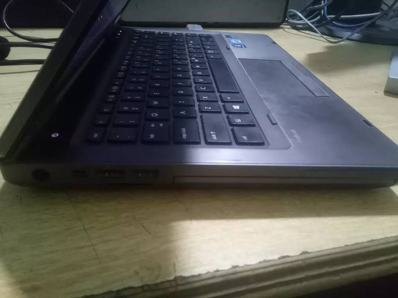 HP laptop in excelent condition 4