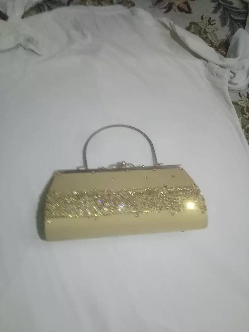 Golden maxi with purse 11
