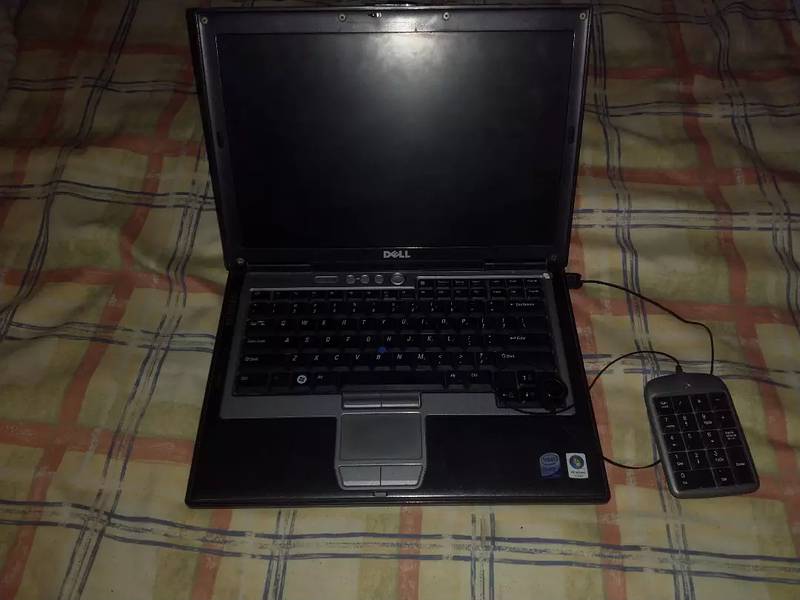 Dell Core 2 Duo Laptop D-430 Good Condition. 0