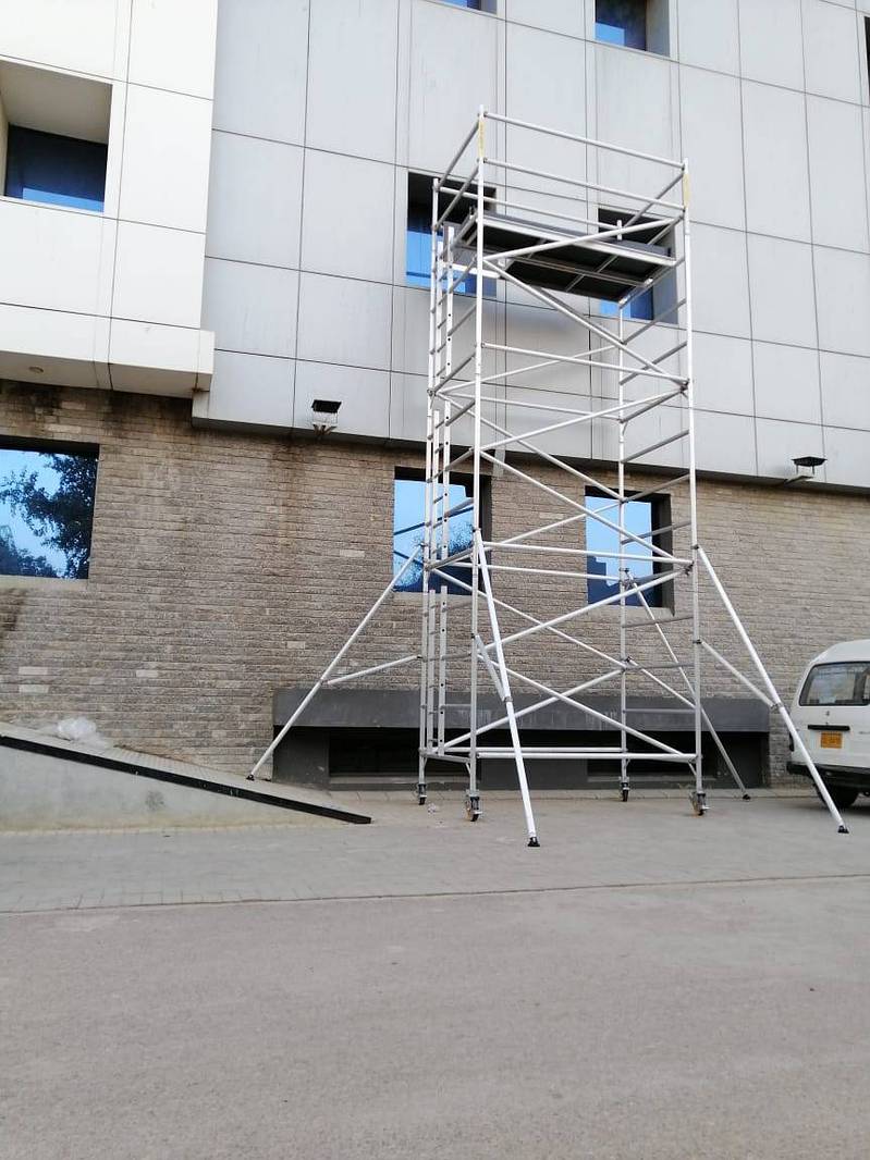 Aluminium Scaffolding Double Width Mobile Tower (5x8) 7