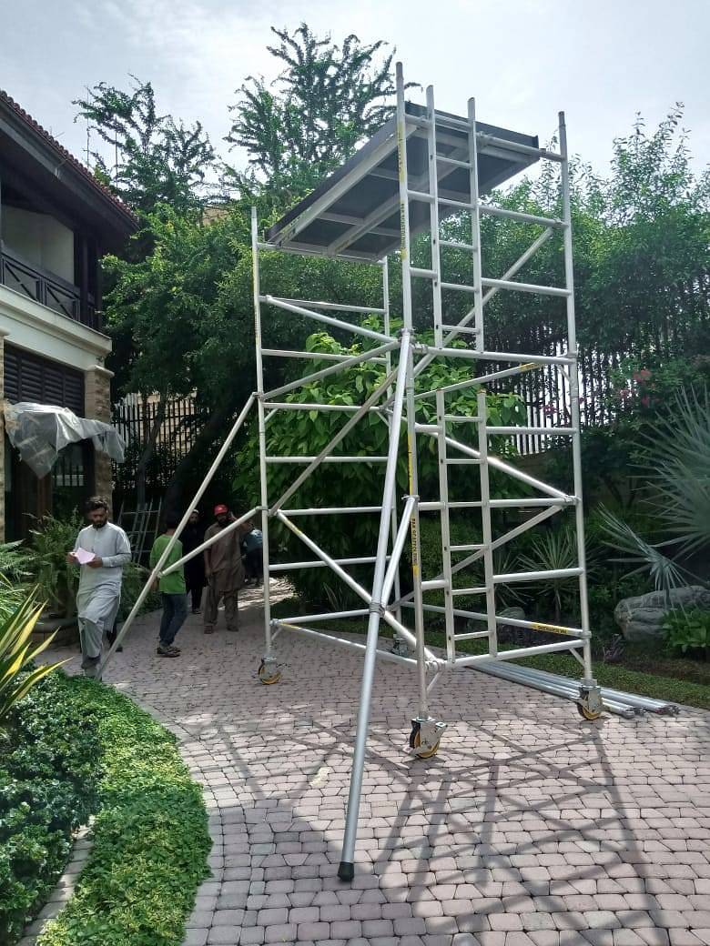 Aluminium Scaffolding Double Width Mobile Tower (5x8) 9