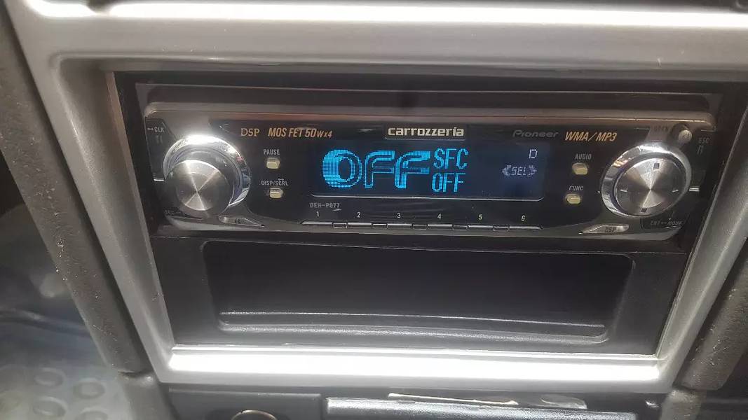 Pioneer DSP pre 6