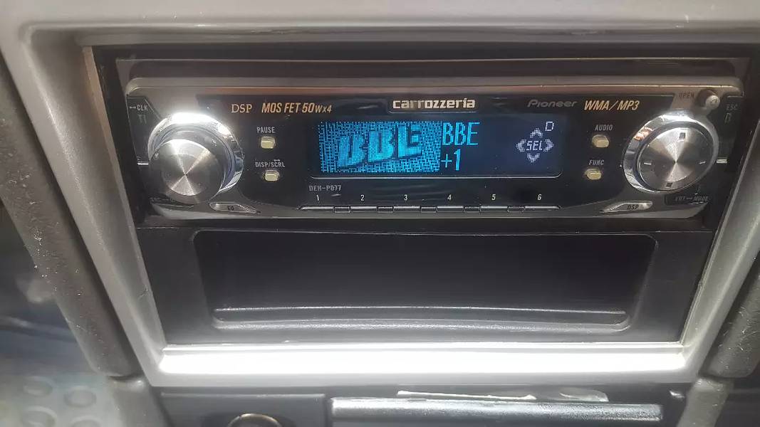 Pioneer DSP pre 7