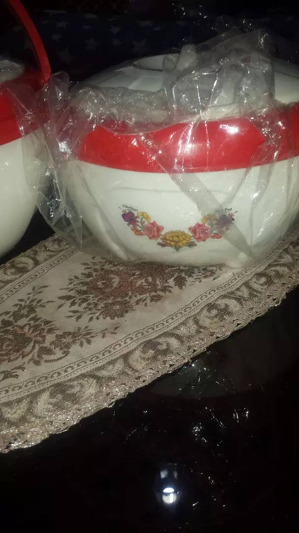 3 piece Hotpot Set. . 1