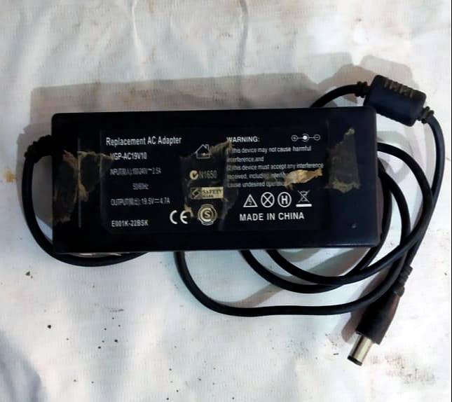 Hp Charger 1