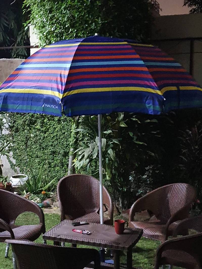 Garden chairs,Tables,Umbrellas 1