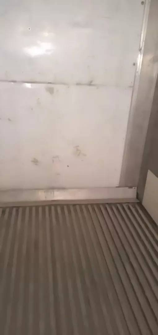 Refrigerator Container model2012 7