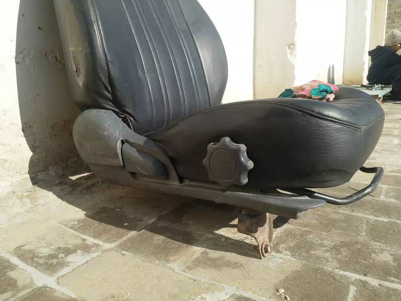 Toyota Starlet and Nissan Sunny Parts, Seats, Tyres, Glasses etc. 5