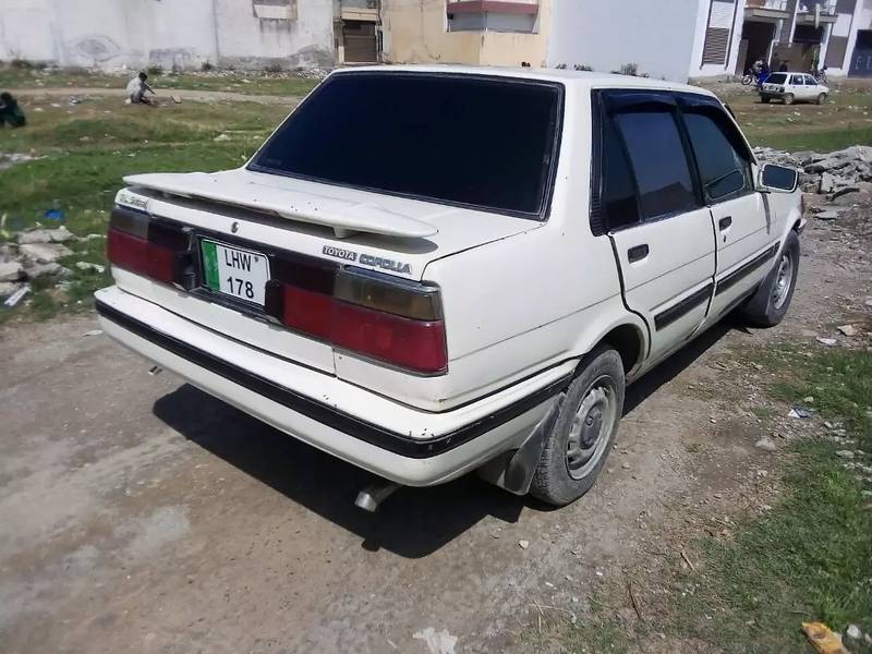 86 Toyota Corolla for sale 4