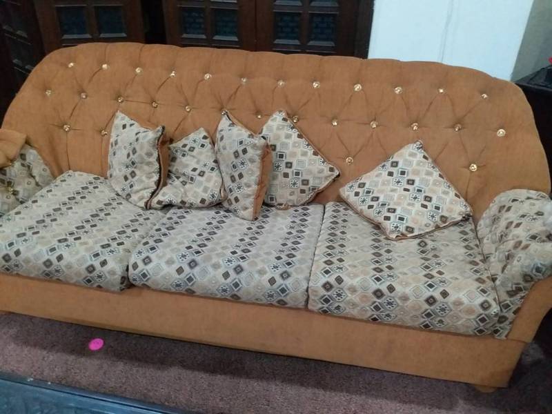 7 Seater Sofa 0