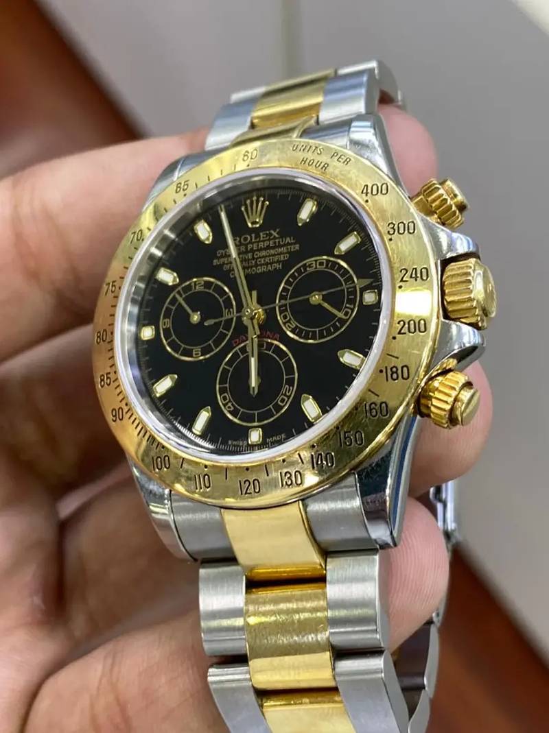 WE BUY luxurious watches Used New Rolex Omega Cartier Pp Rm Vc More 1