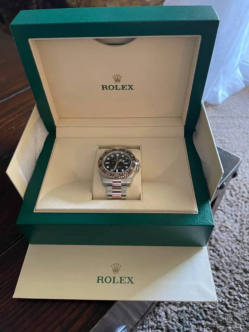 WE BUY luxurious watches Used New Rolex Omega Cartier Pp Rm Vc More 6