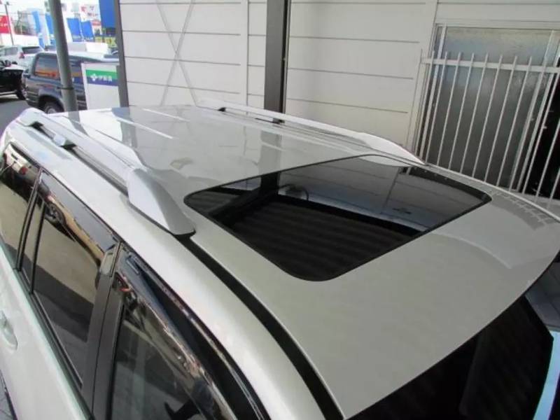 Best Sunroof Repairing Center in Rwp 10