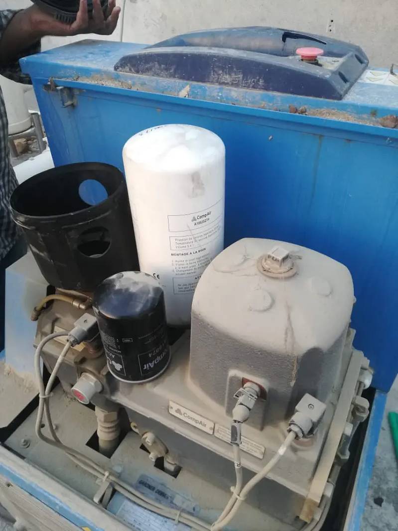 Refrigerat Air dryer all types of air compressor  and hytraulic lifter 5