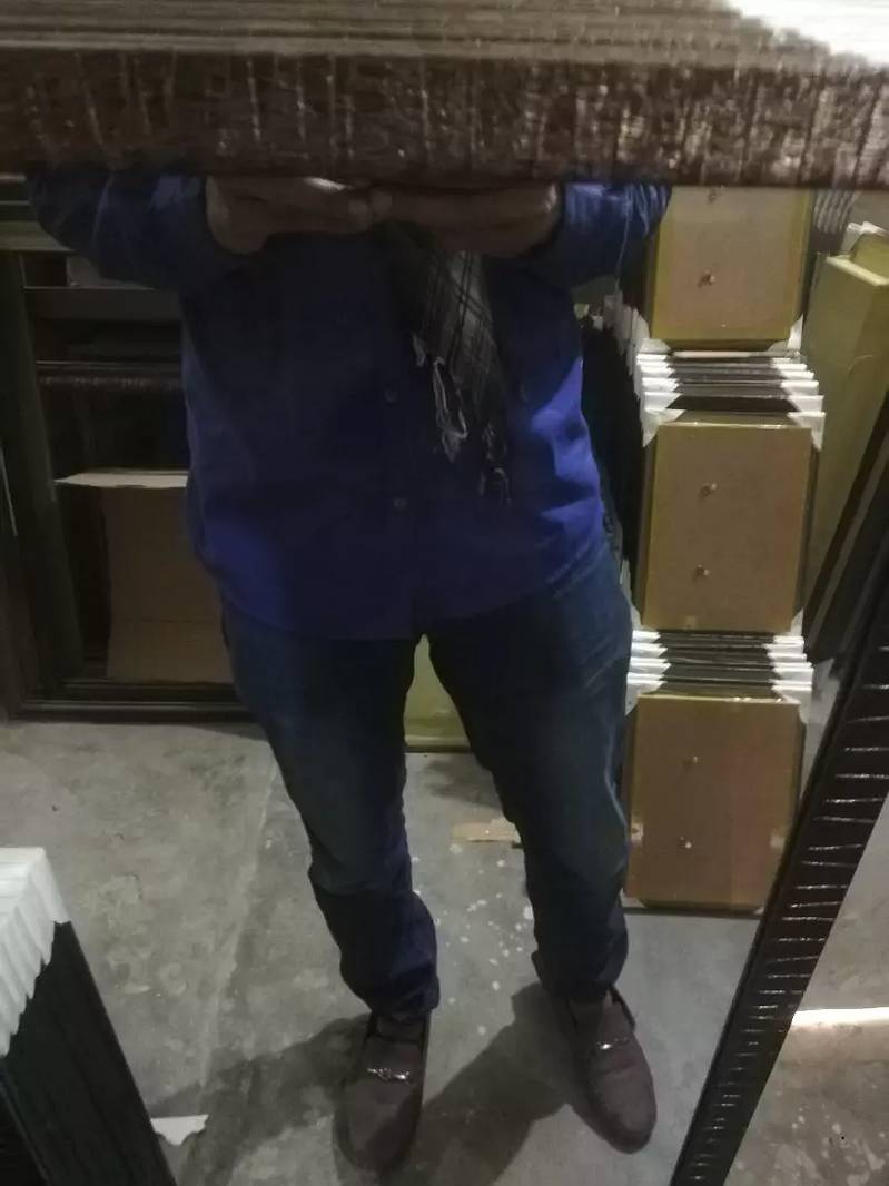 Long stand mirror 1