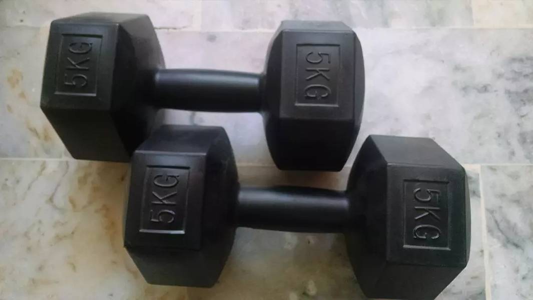 5 KG Hexagon Dumbell pair for sale 4