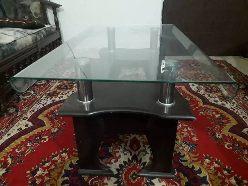 Center wood and glass table 1