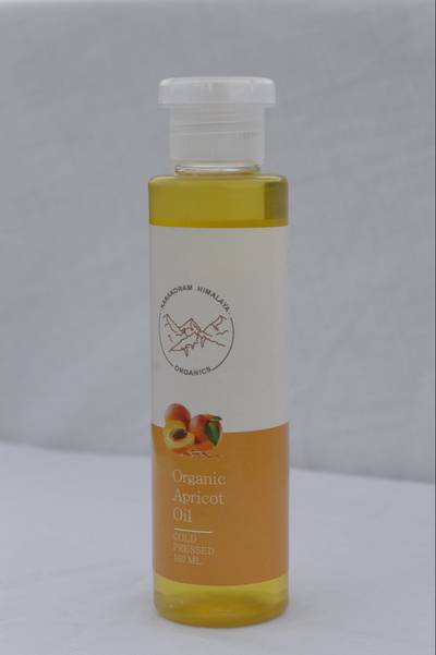Apricot oil 100 % organic cold pressed