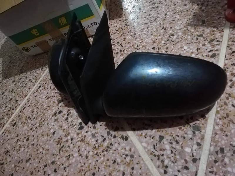 Japanese car side mirror aqua, vitz, alto, hustler, every 2