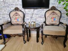 Victoria chairs with Table only 18 Days used